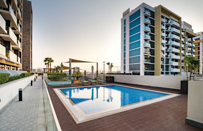 Easygo- STU in Lavish com Azizi Riv9,08 - Photo 11