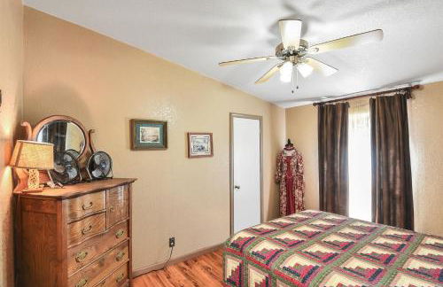 Gorgeous Historic 3 BR Log Cabin w Forest Views 20 Minutes from Flagstaff Now with Wi-Fi - Foto 25