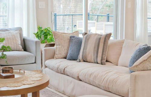 Cozy Cottage in the Heart of Huntersville - Foto 4