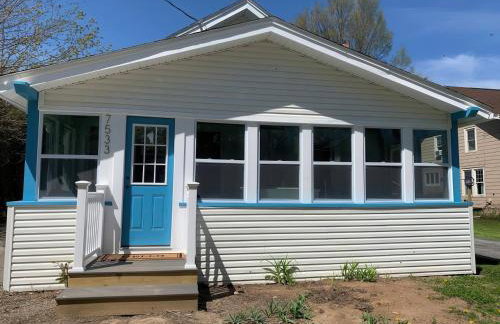 Cozy Coastal Retreat N Lake Ontario Sleeps 8 - Foto 26