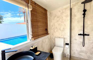 Apartment in villa - RELAXING POOL-FRONT, PRIVATE TERRACE & POOL ACCESS, SOUTH TENERIFE - Foto 16