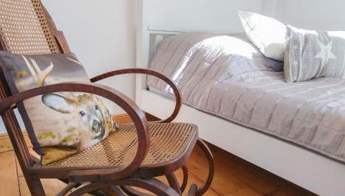 Living in History - Modern Country Cottage - Photo 3