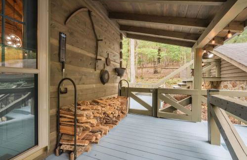 Modern Cabin with Luxury Gym, Firepit + Game Room! - Foto 35