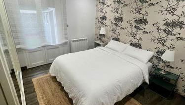 Apartamento céntrico con terraza EBI02919 - Foto 3