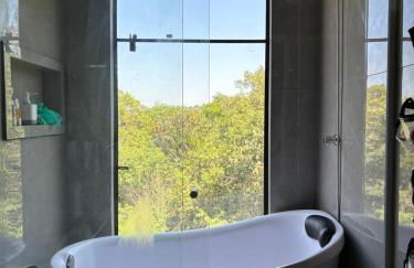 Chalé Recanto - ofurô, banheira, vista, cachoeira e lago em Alexânia - Foto 13