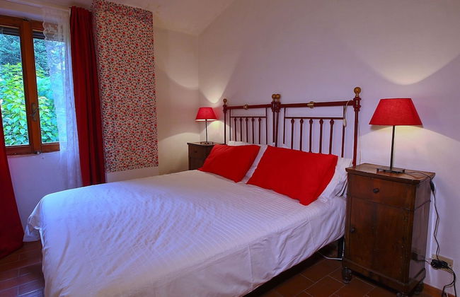 Spacious Villa With Pool in Fabriano Italy - Foto 5