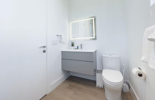 The Modernista 2 - Large Townhome With Pool - Foto 55