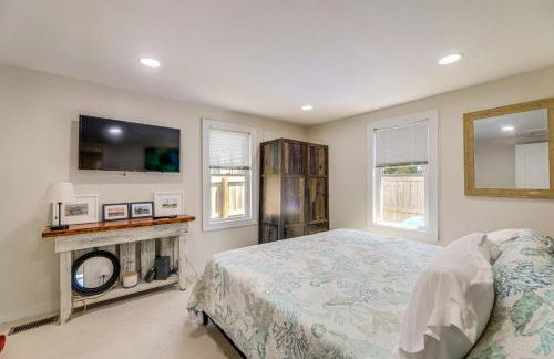 Fenced Yard, Walkable Location Cozy Beaufort Home - Foto 16