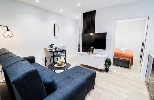 The Rye Retreat - 1BR Modern Design with Smart TV & Secure Underground Parking in Central High Wycombe HP13, Sleeps 3 - Foto 24