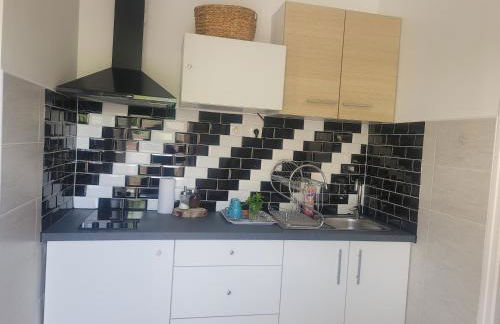 Petite Maison avec son jardin et accès indépendant à 14 mn de paris - Foto 15