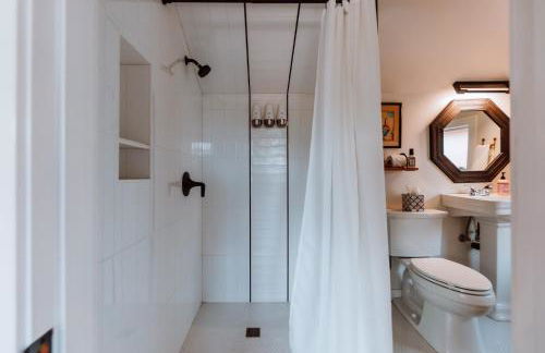 Swank House on Main St in Ashland - Foto 33