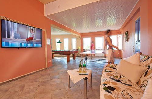 Villas Cavo Marathia - Photo 38