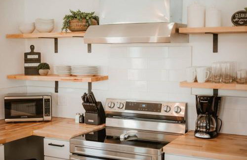 New Cabin Pet Friendly With A Game Room And King Beds - Foto 37