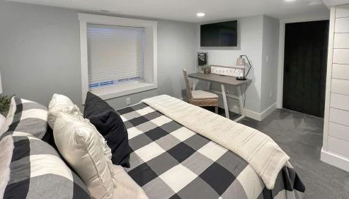 Picket Fences - Great Downtown Location - Foto 5