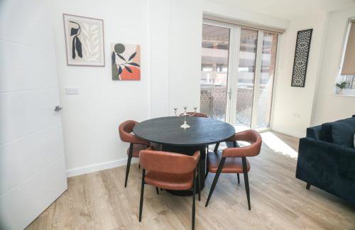 Little Haven Thames view Free Parking Closer to Heathrow - Foto 11