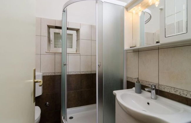 Holiday Home Blue Vineyard- Three Bedroom House With Terrace and Sea View - Photo 15