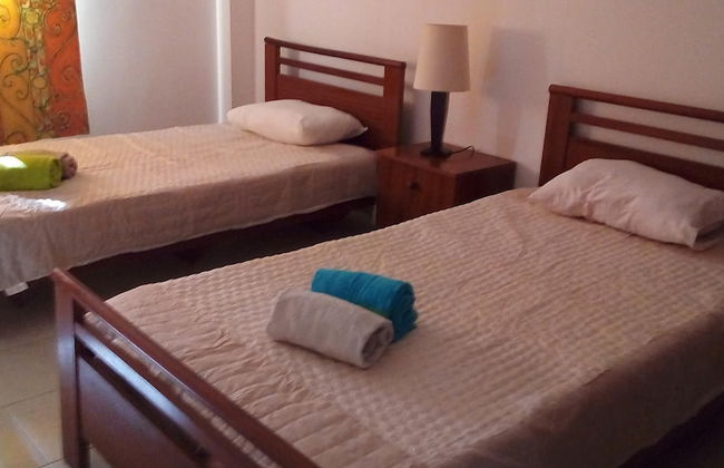 Lovely 4-bed Apartment in Estombar - Foto 3