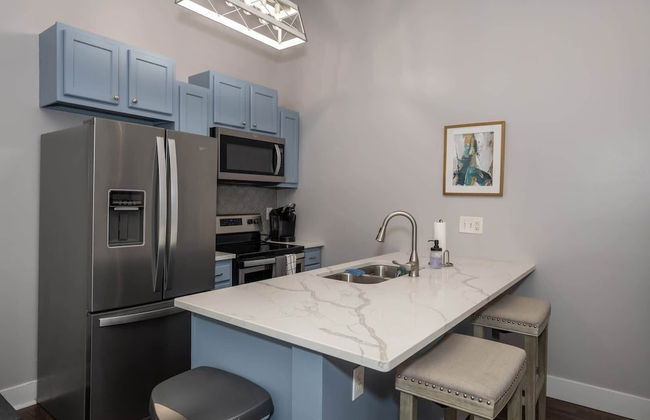 Heart of Mainstrasse Suites - Photo 14