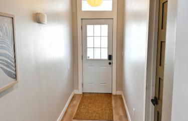 Downtown Cincinnati Boutique at Newport 3BR with 100in Cinema TV - Foto 34