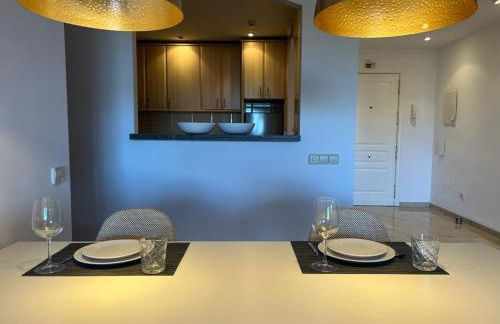 Luxury Apartment Elviria Hills - Stunning Views - Photo 12