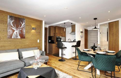 Appartement rénové 42m² - 4 pers - Courchevel 1550, Sud, skis aux pieds, proche centre, parking inclus - FR-1-631-121 - Foto 2