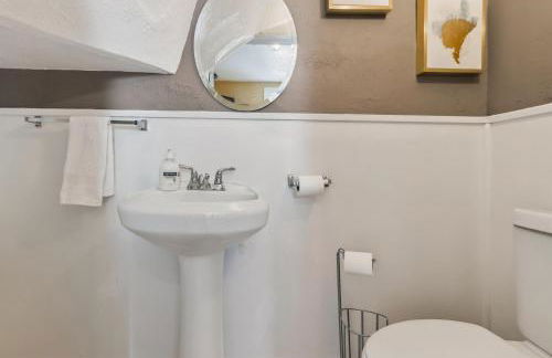 Spacious UMKC Stay Near Top - Foto 13