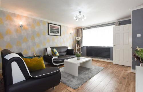 Spacious 4-Bed Family House - Foto 31