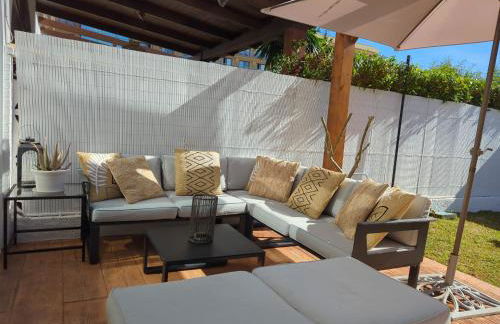 The Lemon Tree by the Sea - Photo 38