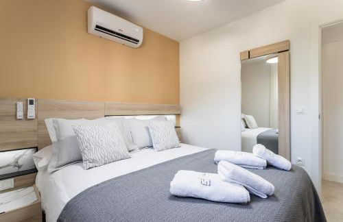 Sur Suites del Sol Apartamento 3 hab y 2 wc con gran terraza y piscina a pasos de la playa - Photo 25