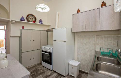 Xατζηράδος - Foto 24