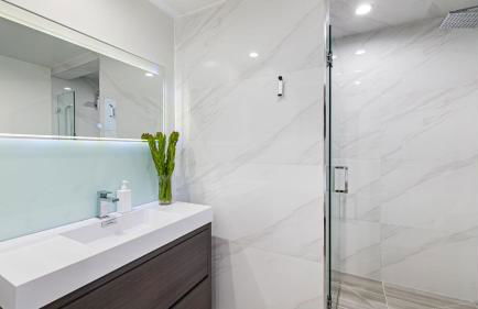 LA Hillside Retreat w Pool Views Fire Pit Outdoor Lounging Casa Bellagio by AvantStay - Foto 39