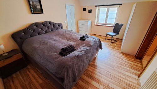 Schloss Hilbringen Gesindewohnungen - Foto 2