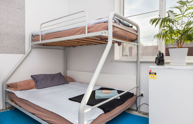 HENRIETTA, Carlton Studio Apartment - Photo 6