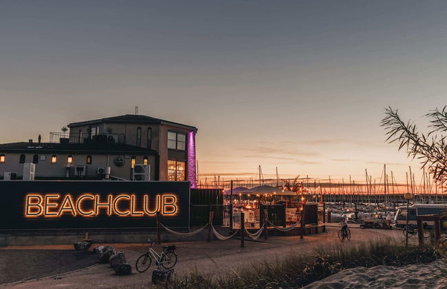 Beachfront Escape w/ Pets - Foto 24