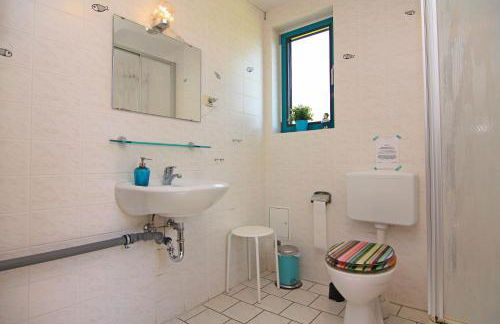 Bungalow am See mit Ruderboot in Klein Labenz - Foto 28