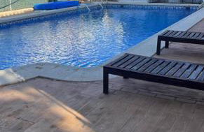 Apto con piscina y barbacoa - Foto 5