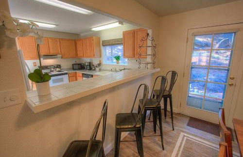 NVH0823 - Sadies Hustle home - Photo 11