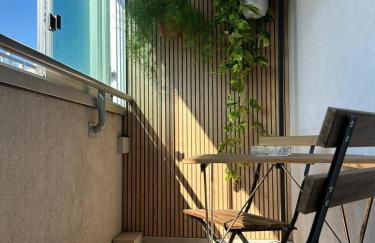 Modern apartment, terrace, AC and WiFi - Photo 9