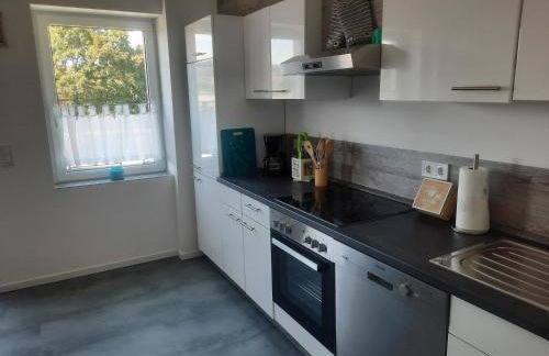 Exklusive Wohnoase mit 3 Schlafzimmern MwSt ausweisbar großer Balkon in toller Lage von Melsungen - Foto 7