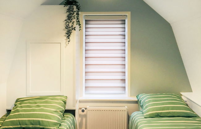 2 bedroom House in Brouwershaven - Photo 1