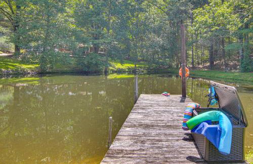 20-Acre Cabin with Pond 5 Mi to Biltmore Estate! - Foto 29