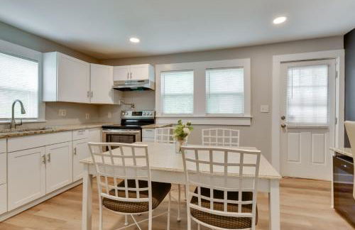 Stunning Charlotte Retreat about 2 Mi to City Center! - Foto 8