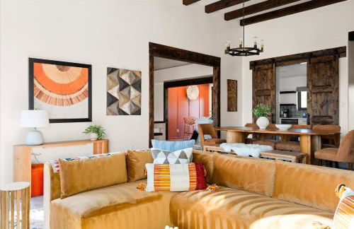 Pickleball & Mini Golf Karaoke Game Room - Foto 17