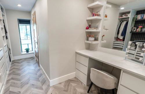 5 Bed Villa-Sleeps 10-Hot Tub-Bar & Pool table - Foto 4