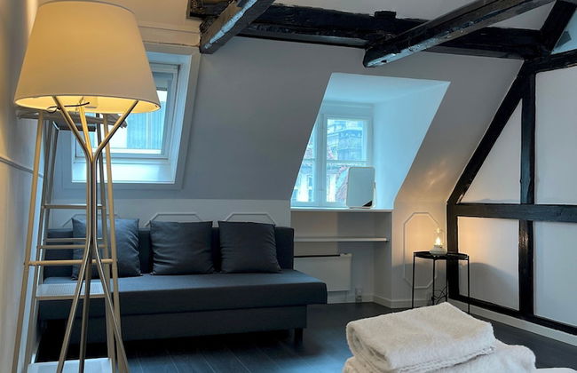 Designer Loft - Direct Marble Church Views - Foto 3