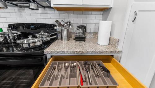 Elegant 3BR/2BA Condo Near Beaches & Attractions - Foto 5