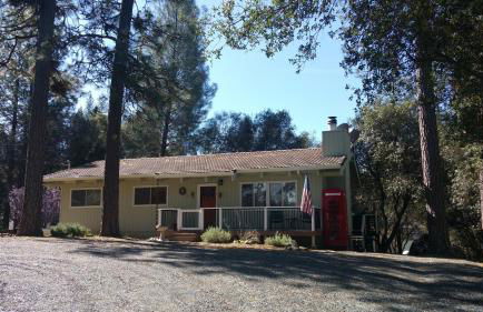 Lovely Mountain Lake Chalet by Yosemite: Equipped! - Foto 29