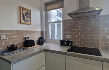 Restful Harbourside Apartment with Garden - Foto 5