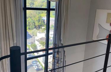 Saint Sebastian Flat 613 - Com Hidro! Até 3 pessoas, Duplex, no Centro - Foto 2