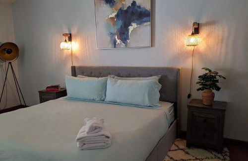 Pondside Perch - Your Waterfront Retreat home - Foto 8